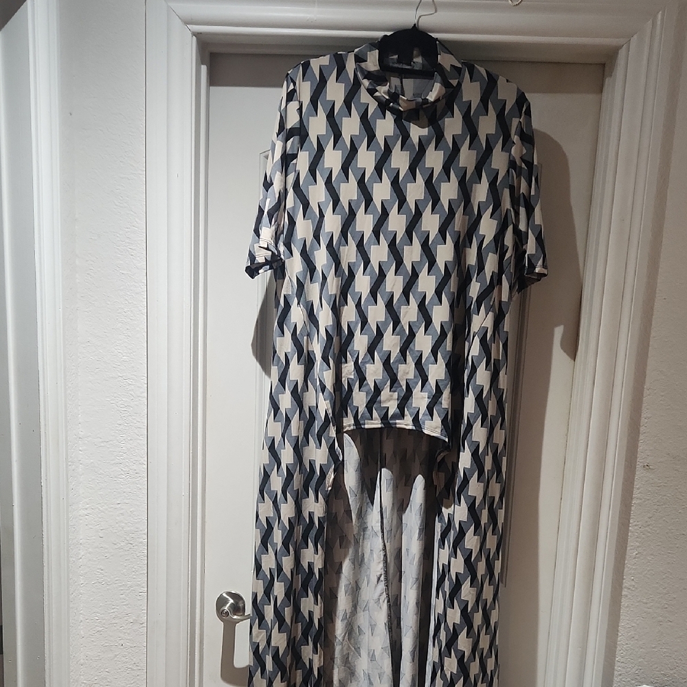 Black and White Geometric Dress
